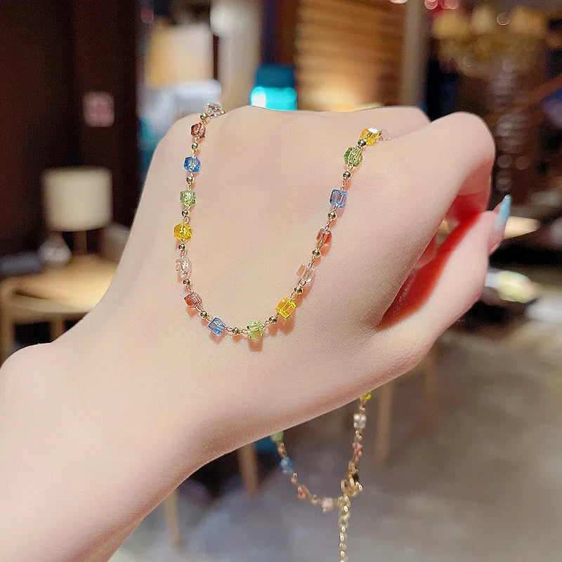 Fashion Emerald Inlaid Rhinestone Choker Necklace for Women Girls Delicate Gold Color Clavicle Chain Necklace Jewelry Gift
