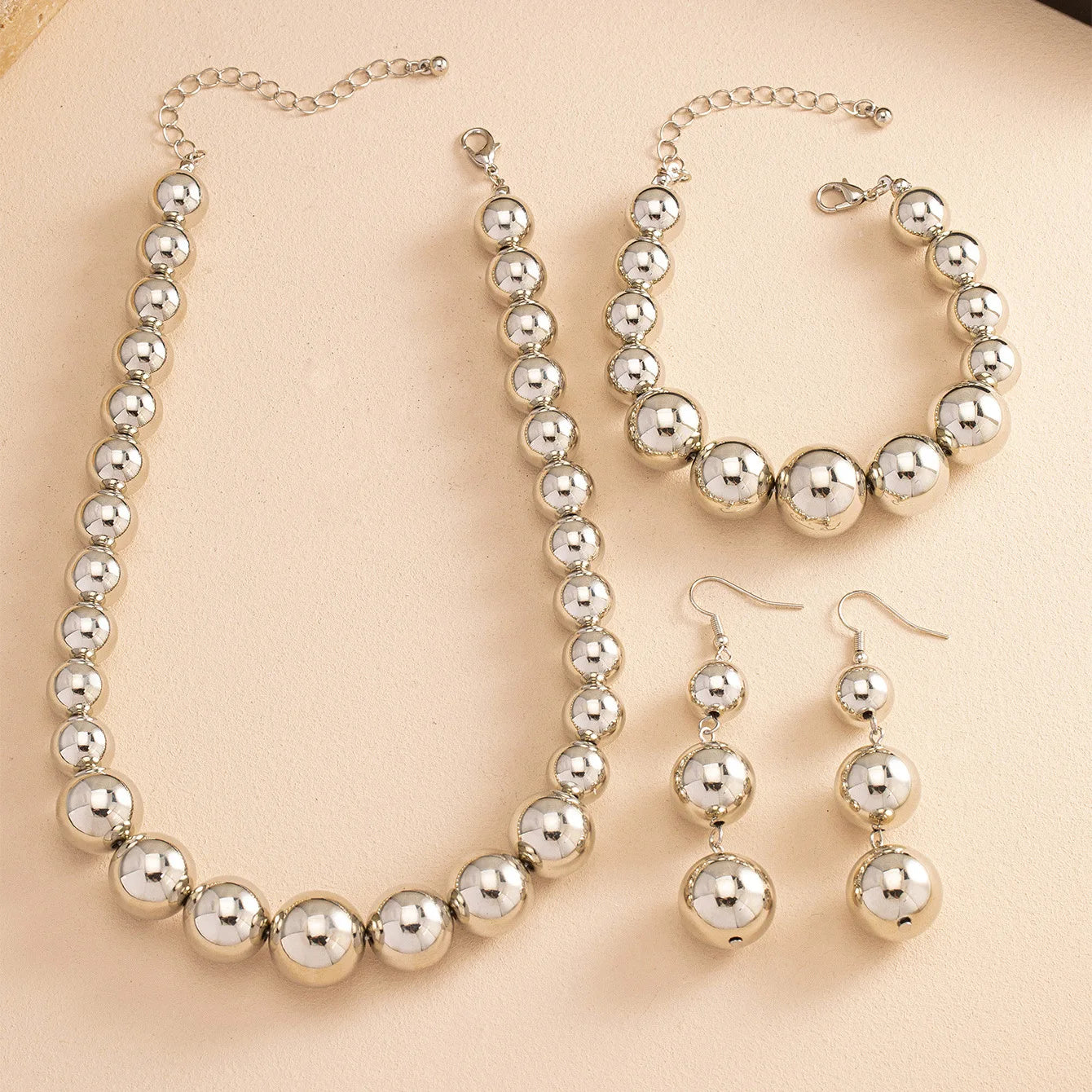 European and American Trendy Beading Luxurious Minimalist Fashionable Elegant Necklace Bracelet Earring Jewelry Set for Women
