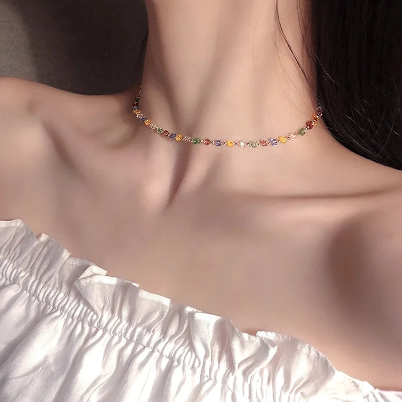 Fashion Emerald Inlaid Rhinestone Choker Necklace for Women Girls Delicate Gold Color Clavicle Chain Necklace Jewelry Gift