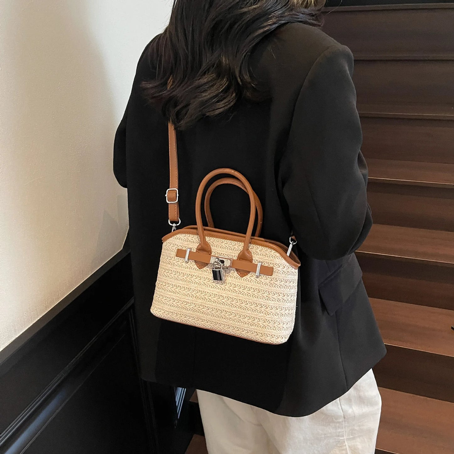 2025 Stylish Tote Bag for Women - Fashionable Large Capacity Shoulder Bag, Unique Crossbody & Handheld Designer Purse