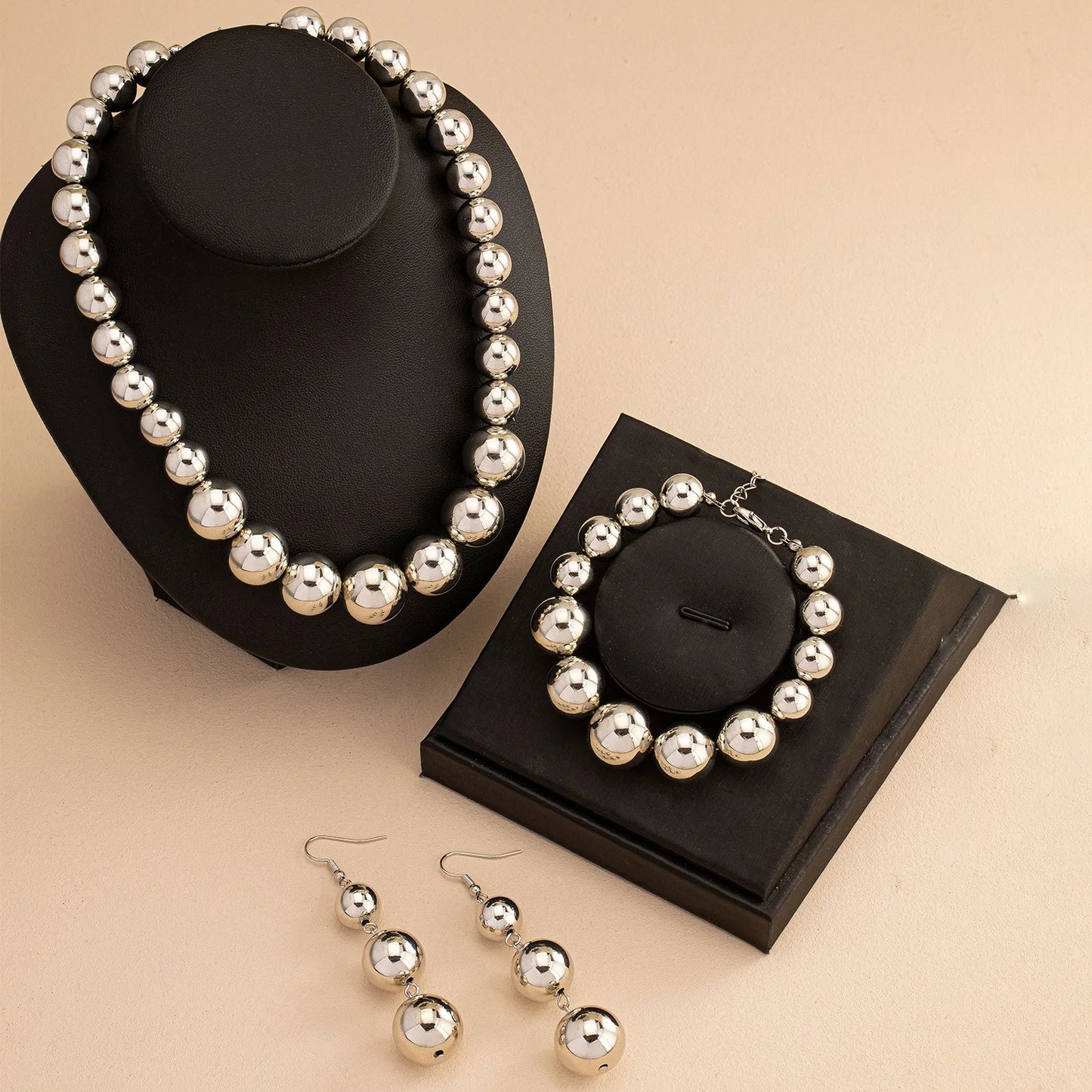 European and American Trendy Beading Luxurious Minimalist Fashionable Elegant Necklace Bracelet Earring Jewelry Set for Women