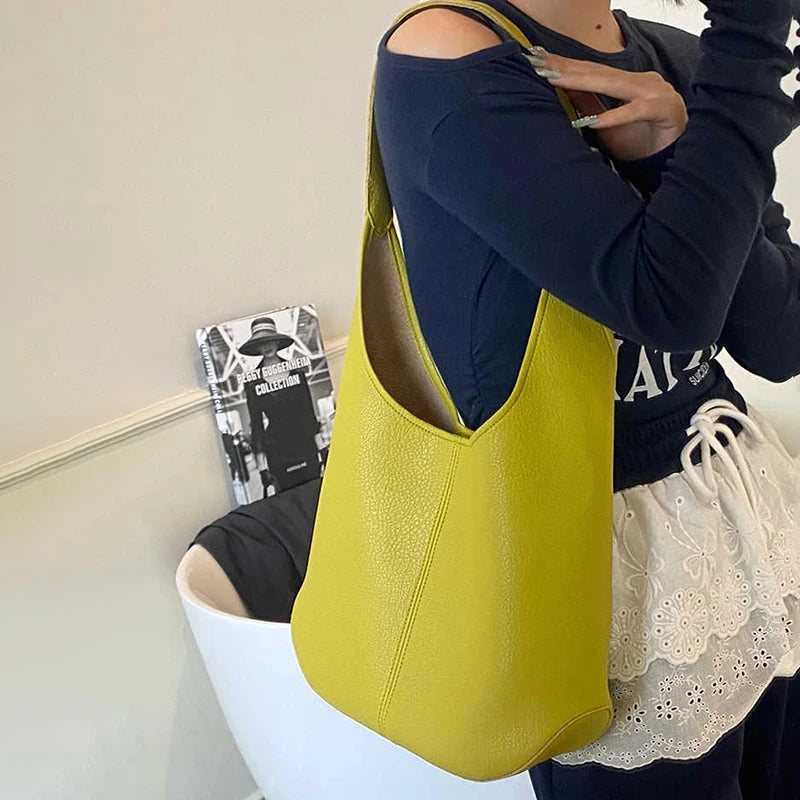 Women Large Capacity Tote Bag Summer Simple Versatile Single Shoulder Bags Casual Solid Color Soft Leather Bucket Handbags