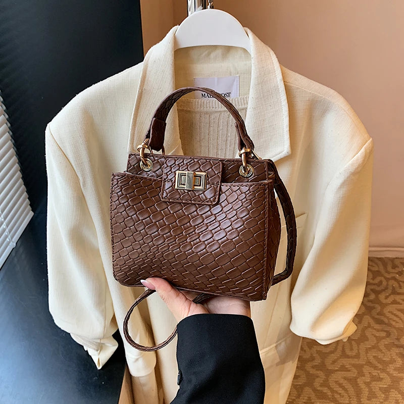 Stylish Ladies Leather Shoulder Bag - Luxury Designer Crossbody Handbag Elegant Women Tote Purse Messenger Bag