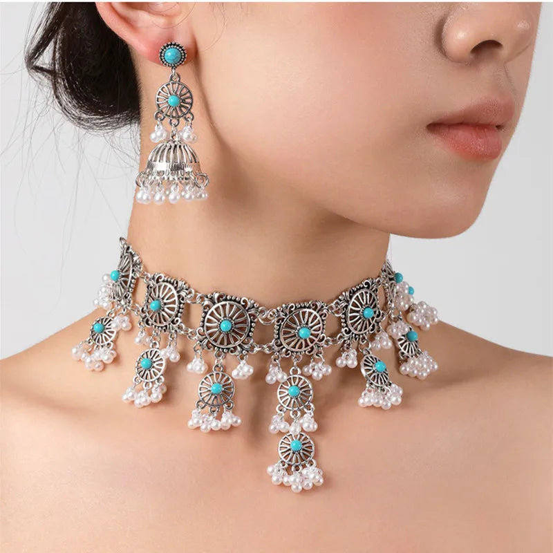 Vintage Jewelry For Woman Metal Hollow Design Jewelry Sets Simulated Pearl Tassel Necklace Earrings Set For Women Gift
