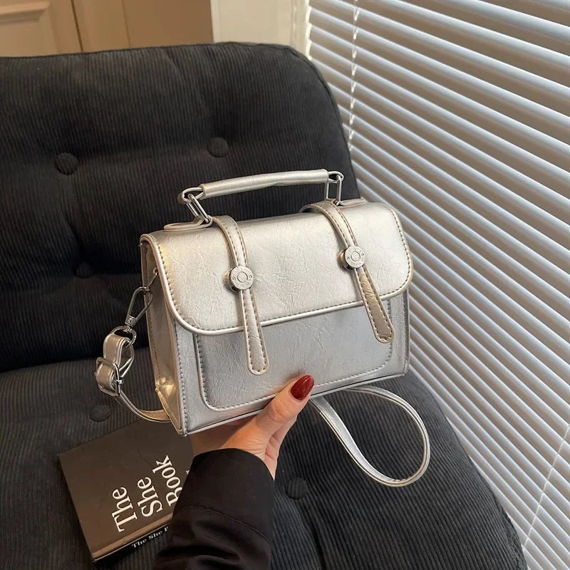 2025 Spring New - Stylish Shiny Handbag for Women. Cute Design, Retro Flair, Perfect for Casual Use. Versatile Shoulder