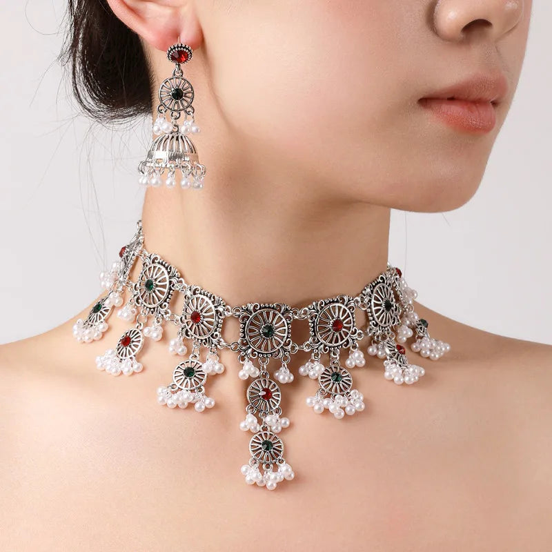 Vintage Jewelry For Woman Metal Hollow Design Jewelry Sets Simulated Pearl Tassel Necklace Earrings Set For Women Gift
