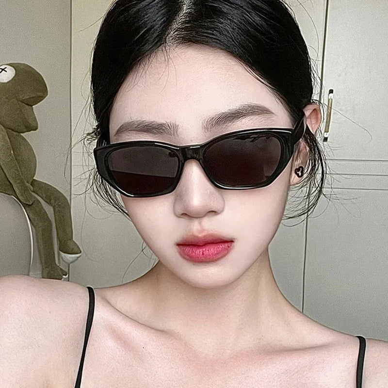 Fashion Stylish Sun Glasses Men Women Cat Eye Shape UV Protection Male Female Sunglass Holiday Travelling Party Glasses