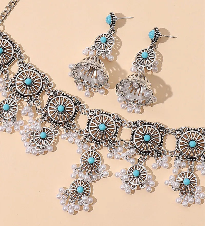 Vintage Jewelry For Woman Metal Hollow Design Jewelry Sets Simulated Pearl Tassel Necklace Earrings Set For Women Gift